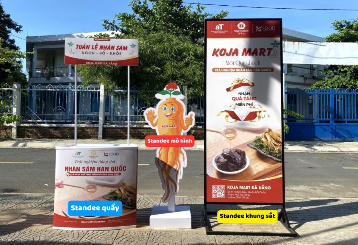 Standee quầy và khung sắt sự kiện