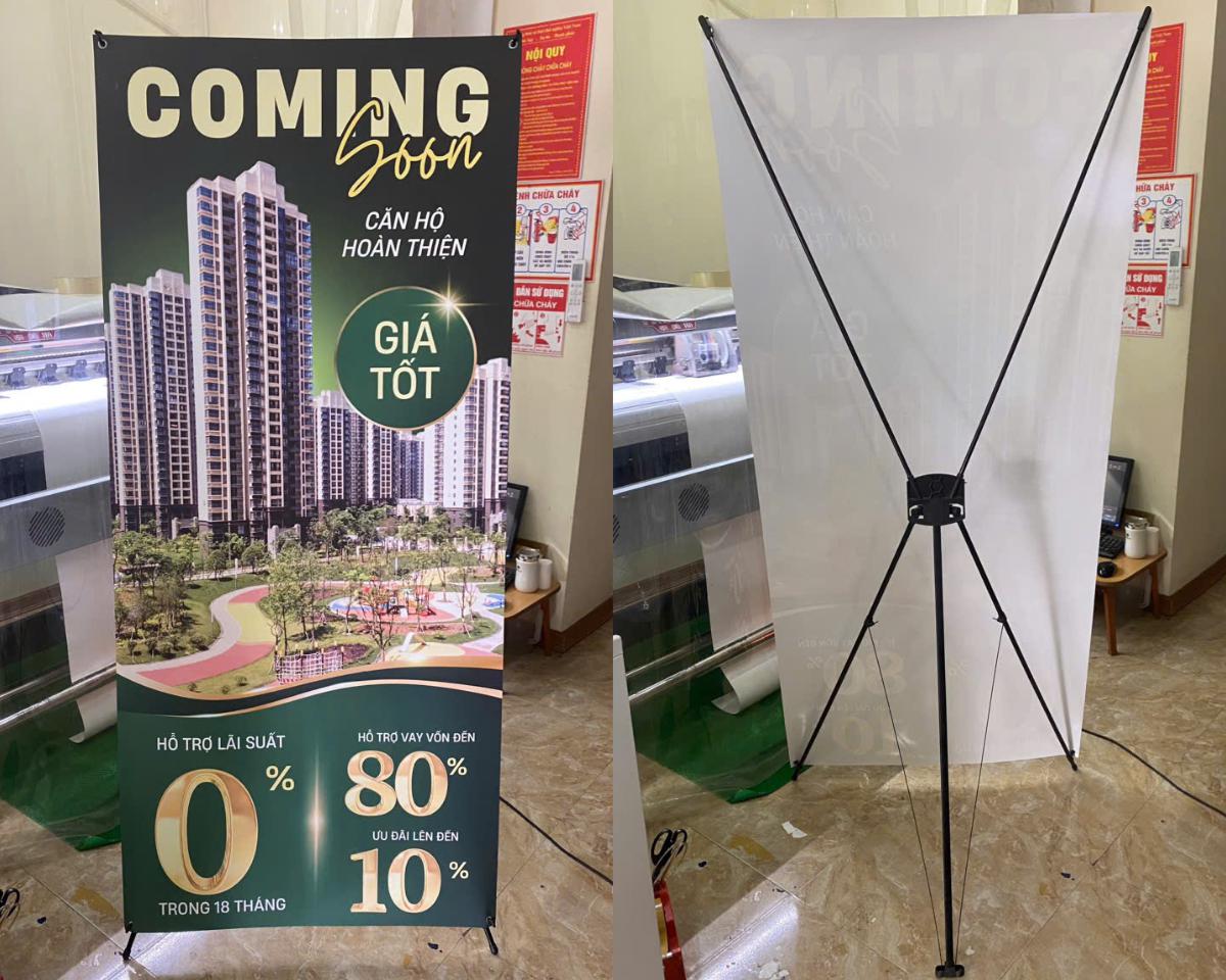 Standee bất động sản chân x thường màu đẹp sắc nét