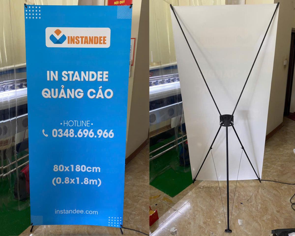 Standee 80x180cm chân X thường