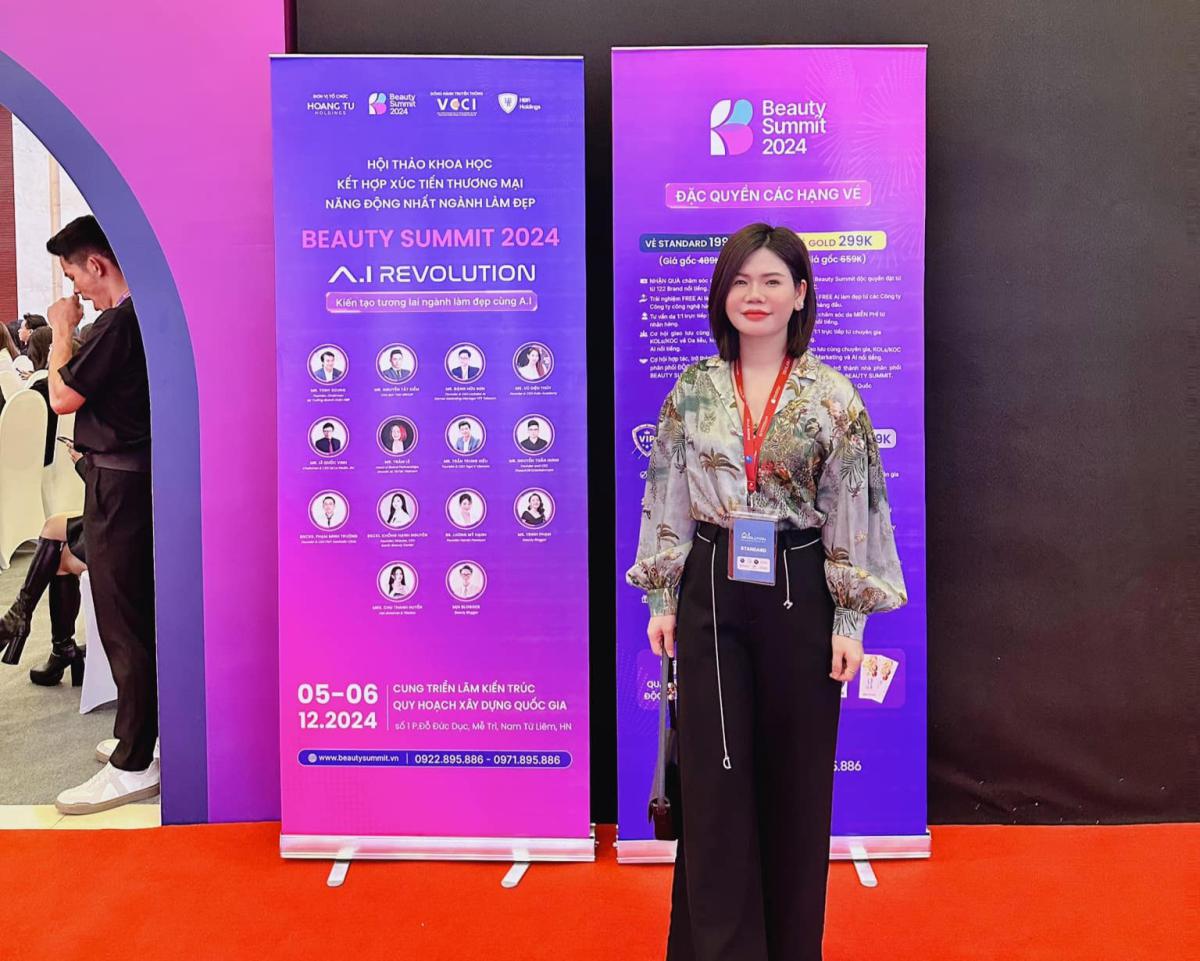 standee hội thảo tại sự kiên