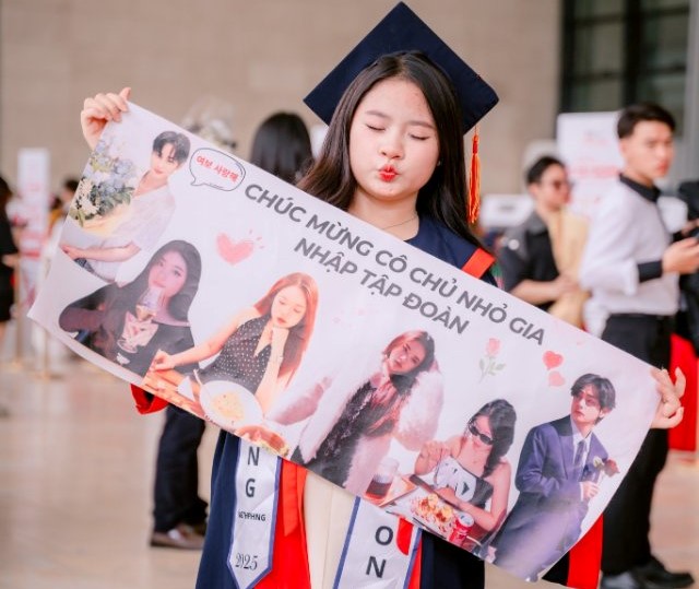 In banner tốt nghiệp