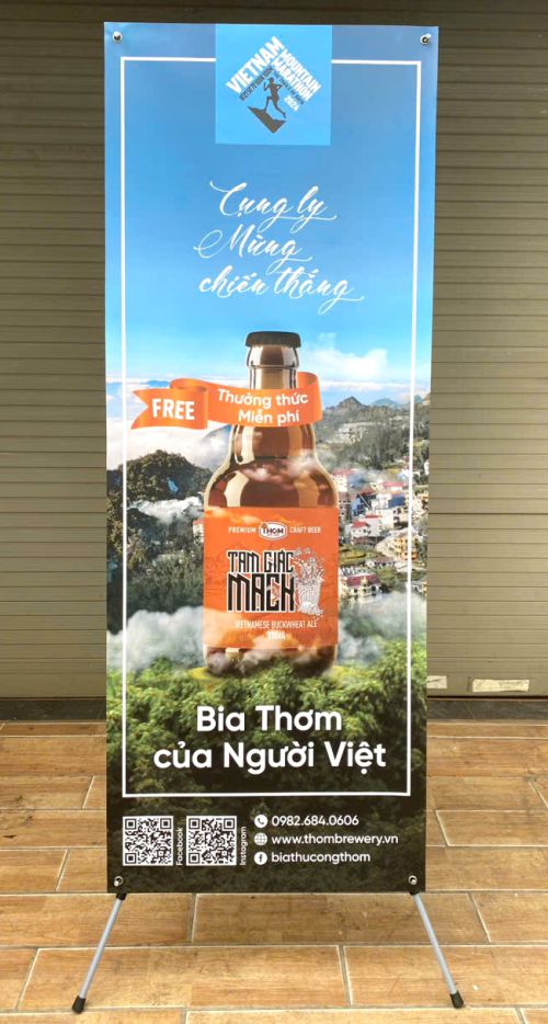 Standee chân x